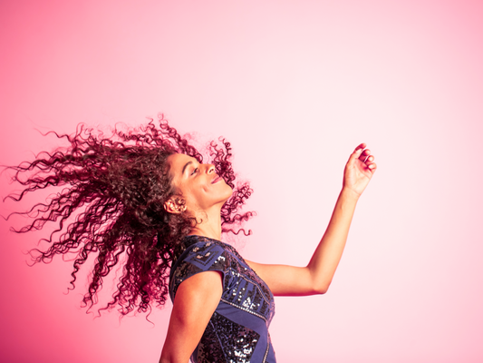 Les bienfaits physiques et mentaux envoûtants de la danse latine 👇👇